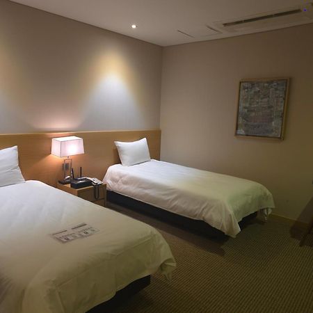 סיאול Hotel New Oriental Myeongdong מראה חיצוני תמונה