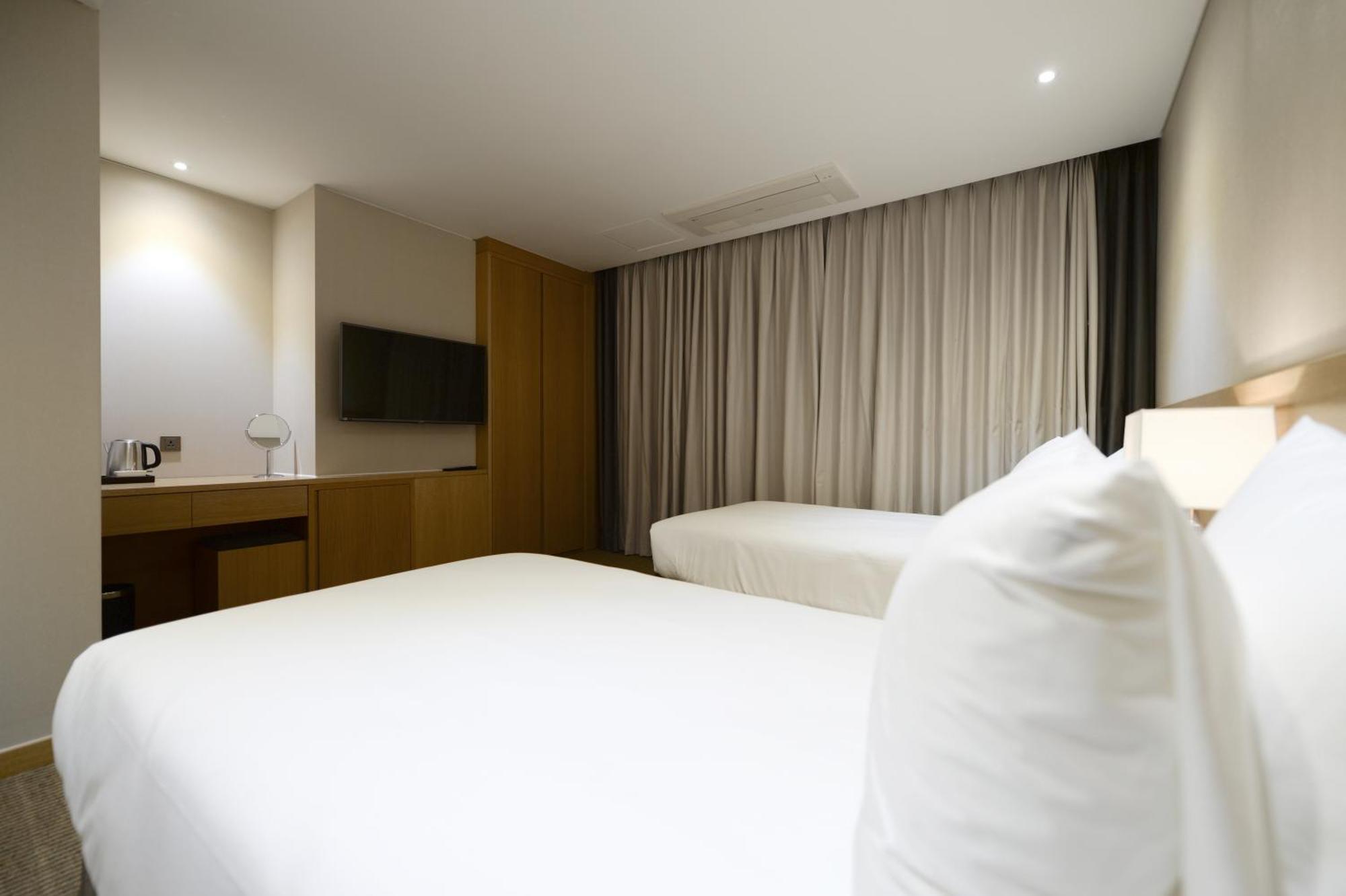 סיאול Hotel New Oriental Myeongdong חדר תמונה