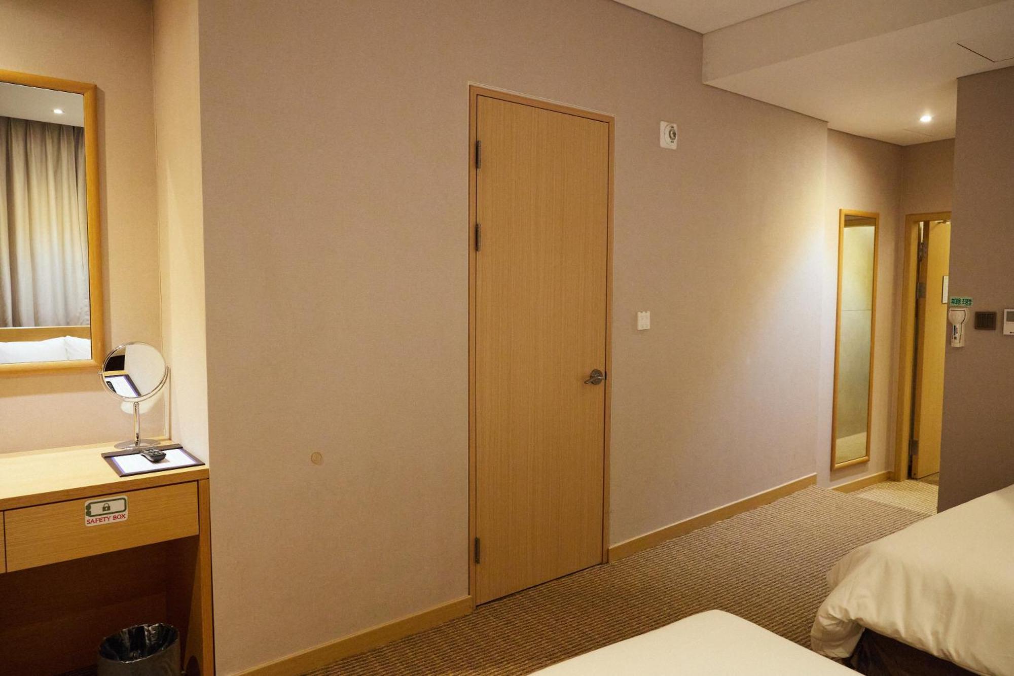 סיאול Hotel New Oriental Myeongdong מראה חיצוני תמונה